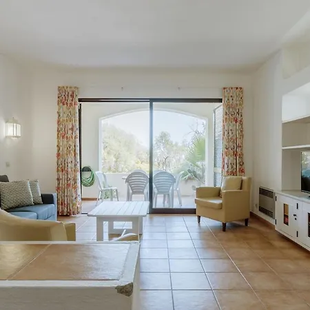 Oasis In Jardim Mit Pool شقة